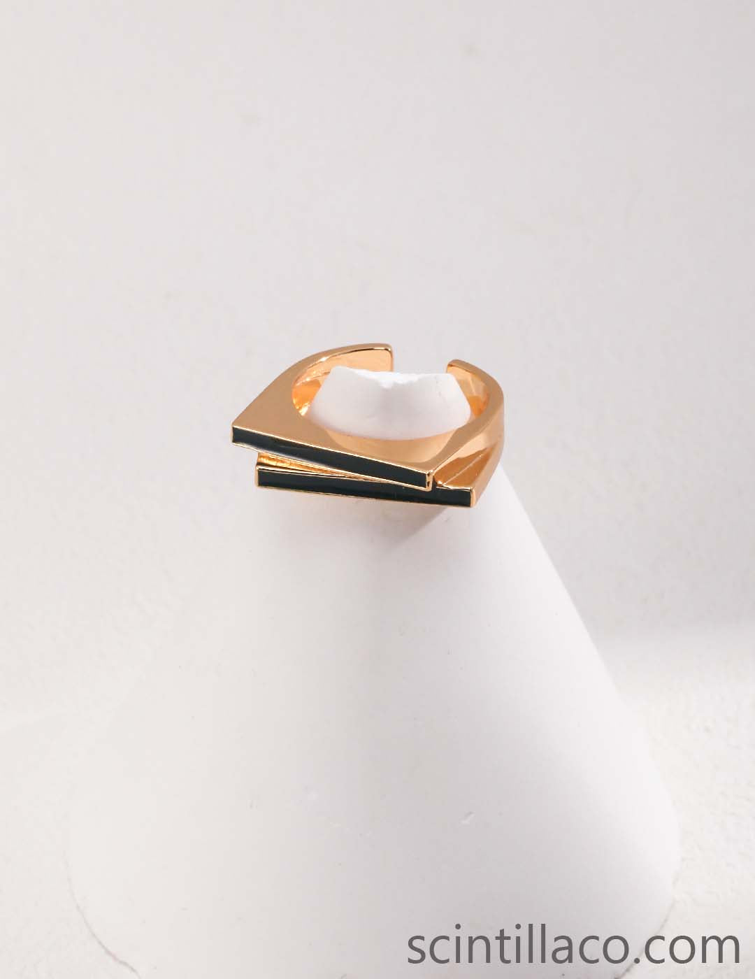 Golden Color Drip Glaze Ring