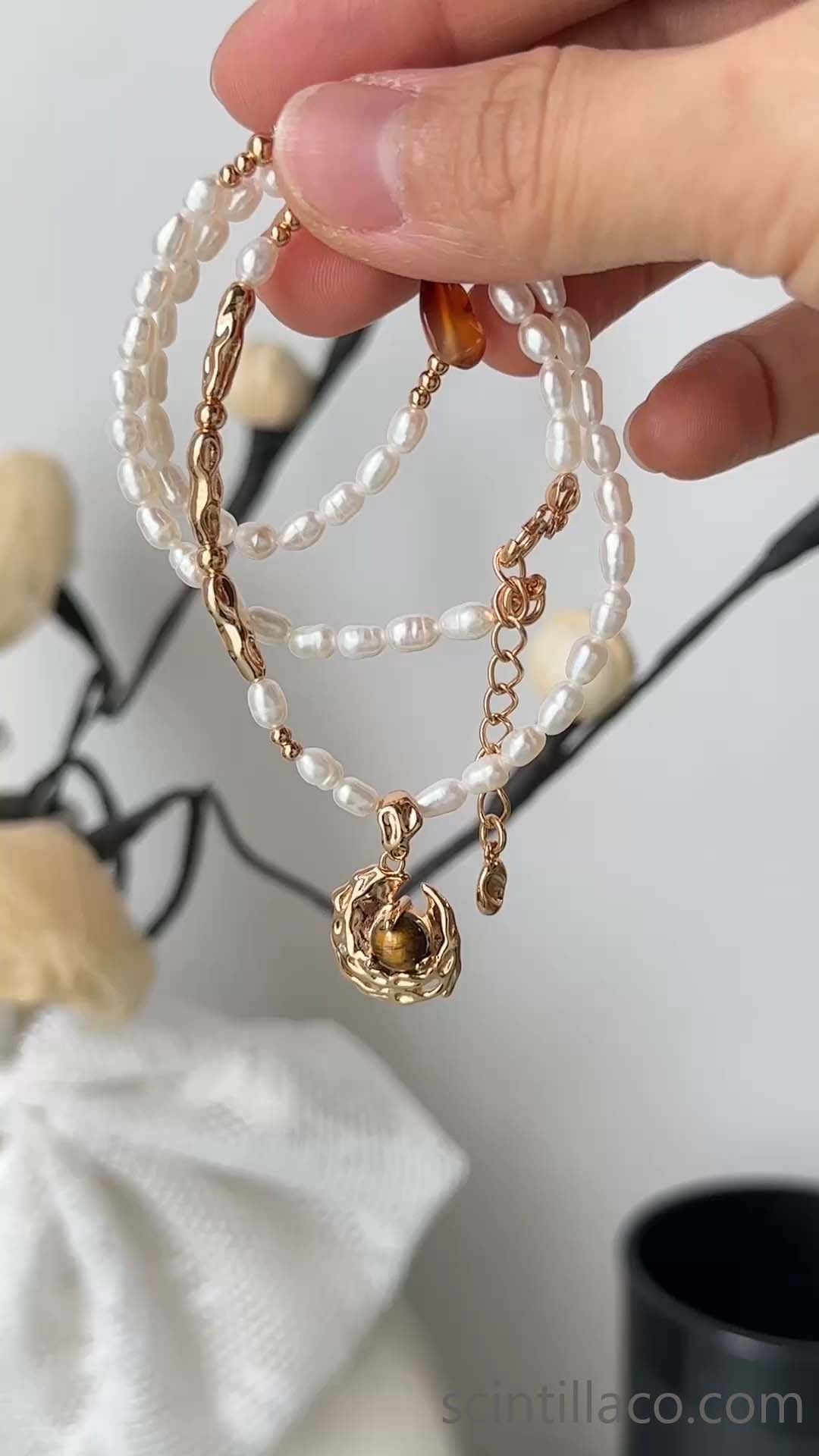 Golden Silver Necklace with Tigerite and Pearl