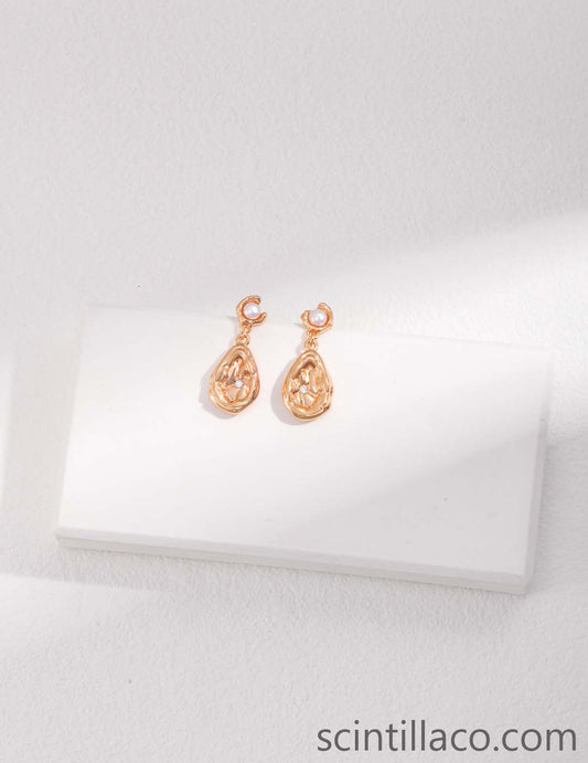 Golden Color Earrings With Pearl & Zircon